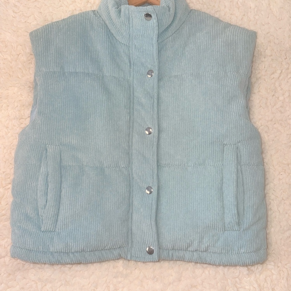 Light Blue Puffer Vest - Picture 2 of 10